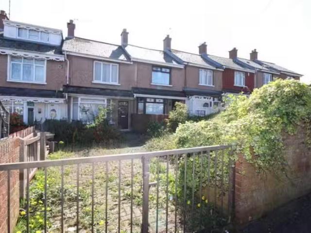 11 Holmdene Gardens