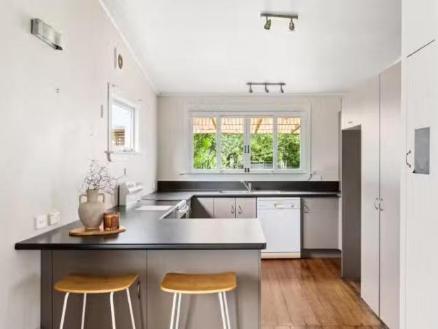 11 Hospital Road, Mangapapa, Gisborne