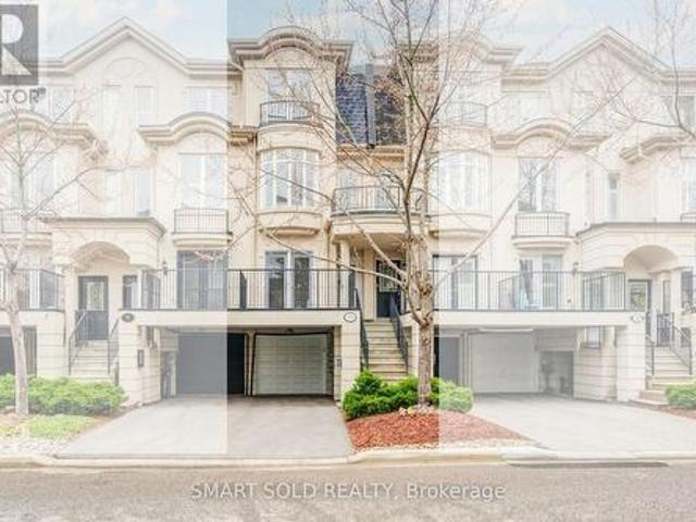 11 Humphrey Gate, Toronto, ON, M3C 4B8 house for sale | Listing ID C13429 | Royal LePage