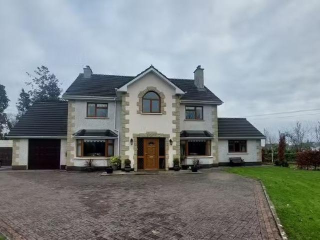 11 Hyde Court, Golf Links Road, Roscommon, Co. Roscommon, F42D.