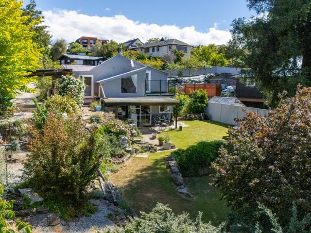 11 Kamaka Crescent, in the city: Central Otago, city area: Alexandra, price: latitude: 45.2623, longitude: 169.3804