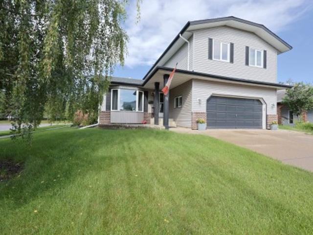 11 Lavoie Place, St. Albert, AB, T8N 4M6 house for sale | Listing ID E4498 | Royal LePage