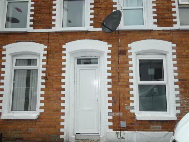 11 Lendrick Street