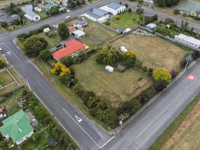 11 Leslie Street, Waiau, NZ 7332 Section Res for Sale