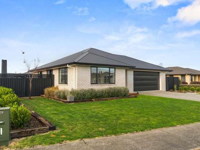 11 Lincoln Road, Springvale, Carterton