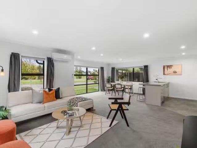 11 Lightbody Lane, Wigram, NZ 8042 House for Sale