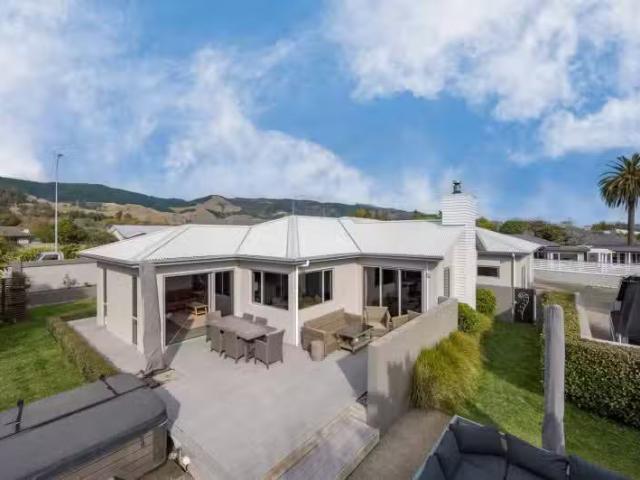 11 Lucy Murcott Place, Stoke, Nelson For Sale