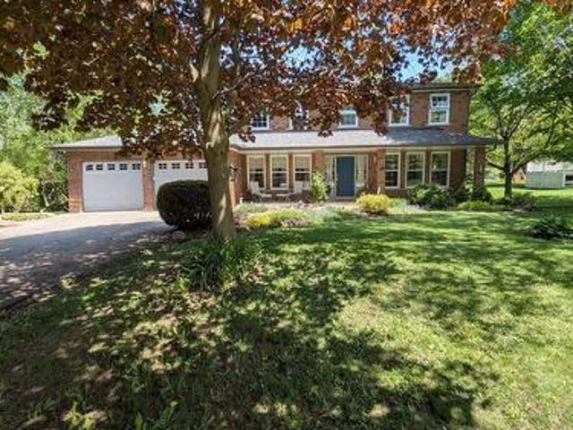 11 Lynda Avenue, Mono, ON, L9W 1Z4 house for sale | Listing ID X12949 | Royal LePage