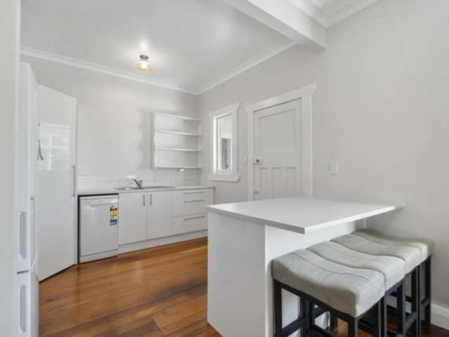 11 Lyndhurst Street, Takaro, Palmerston North City