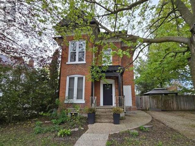 11 Maple Street W, Aylmer, ON, N5H 1B8 house for sale | Listing ID X13670 | Royal LePage