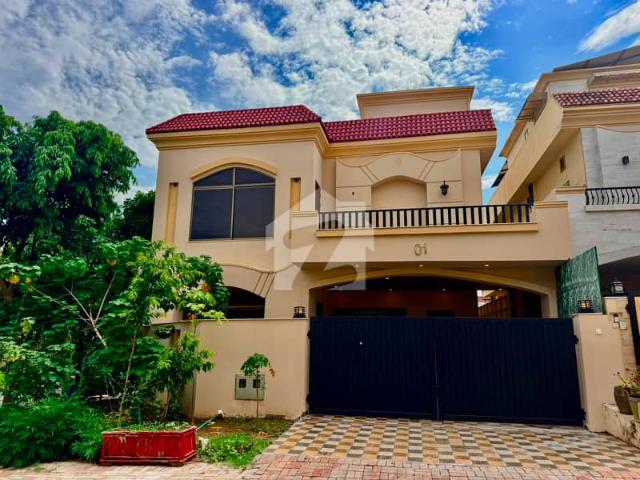 11 Marla Corner Luxury House for Sale | Double Unit | Sector C1, Bahria Enclave