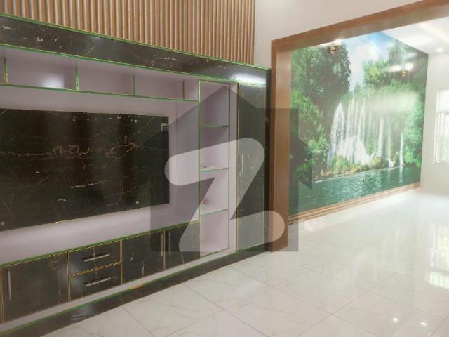 11 Marla Fully Renovated Tripple Story House Basement, Ground, 1st Floor Available For Sale Airport Housing Society Sector 2