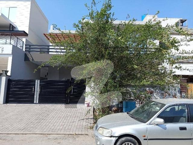 11 Marla House Available For Sale In Sitara Sapna City