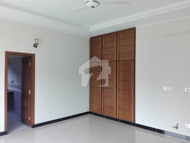 11 Marla House For sale In I 8/3 Islamabad