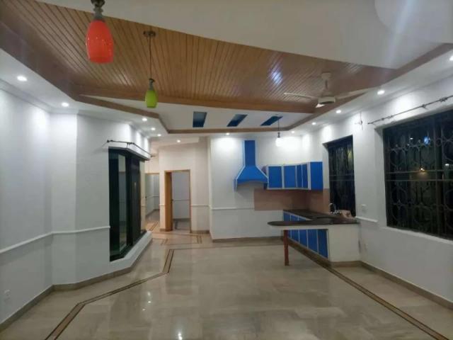 11 Marla house for rent 5 bedrooms TV lunch D rooms for office use Lahore Johar Town ID 32853