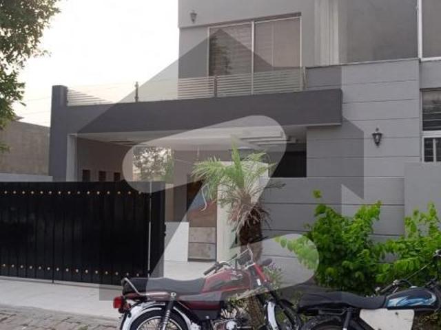 11 Marla House Like Brand New Available For Rent In Bahria Town Lahore Sector F Bahria Town Sector F