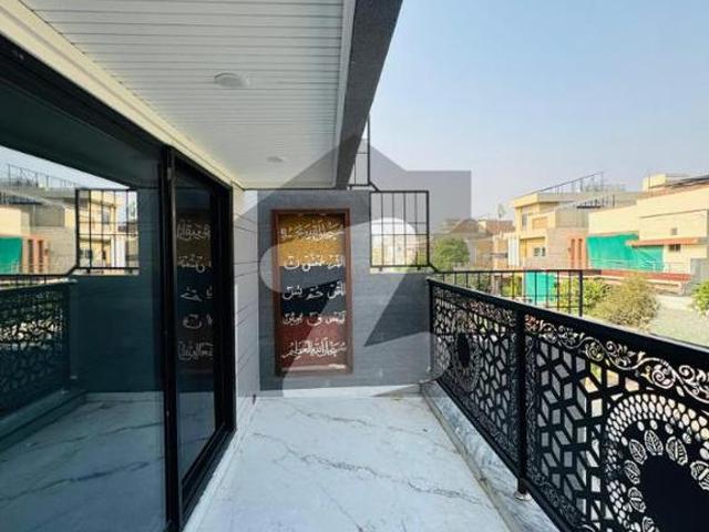 11 Marla Lavish House available for Sale in Lasani Town near Sargodha Road
