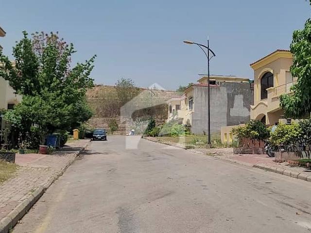 11 Marla Main Boulevard I Avenue Level And Solid Land Plot For Sale. Dem 105 Lacs