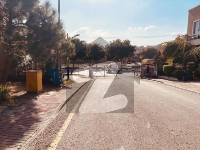 11 Marla Park Facing Villa for Sale DHA Phase 1 Sector F