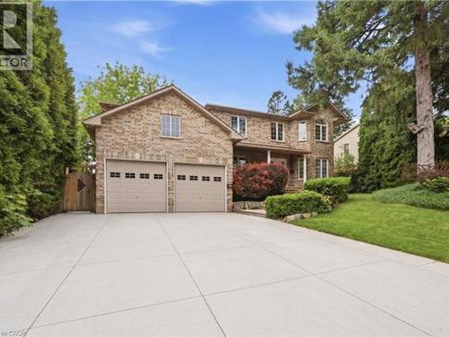 11 Maynard Street, Hamilton, ON, L9B 1A9 house for sale | Listing ID 40846 | Royal LePage