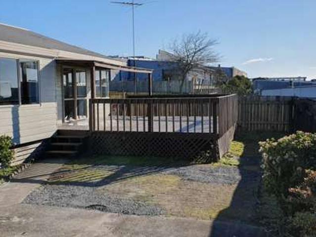11 Mile Place, Henderson, Waitakere City