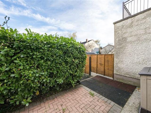 11 Millrace Crescent, Saggart, Co. Dublin Ray Cooke Auctioneers 4914 MyHome. Ie Residential
