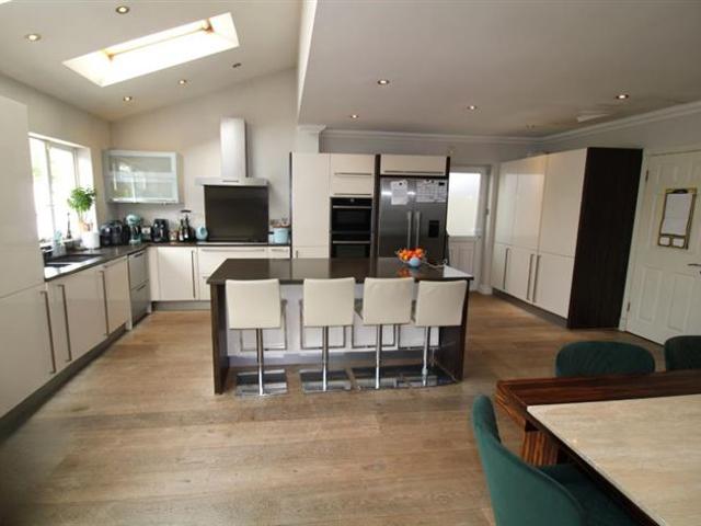 11 Mulberry Park, Castleknock, Dublin 15 Newcombe Estates 4901 MyHome. Ie Residential