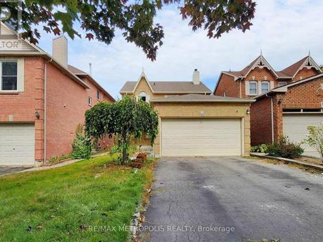 11 Noake Crescent, Ajax, ON, L1T 3L4 house for sale | Listing ID E12251 | Royal LePage