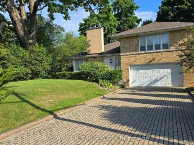 11 Northolt Court