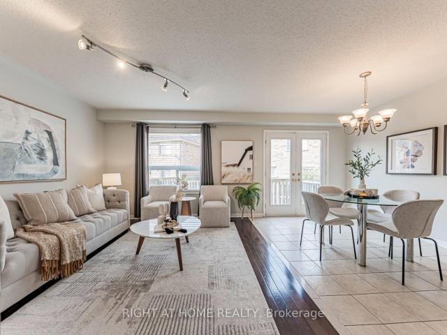 11 Olivett Lane, Brampton | 3Beds/3Bath, Townhouse, $799,900 | Condos. Ca