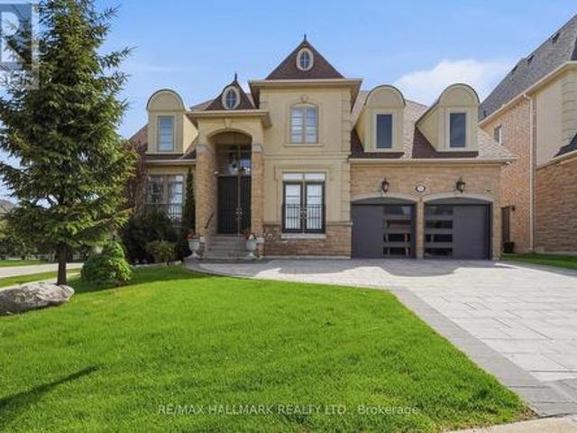 11 Pagean Drive, Richmond Hill, ON, L4E 4R7 house for sale | Listing ID N13476 | Royal LePage