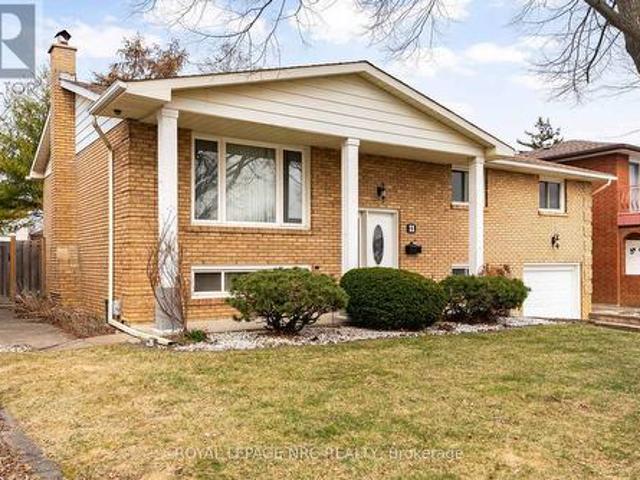 11 Pinard Street, Hamilton, ON, L8K 6G8 house for sale | Listing ID X13455 | Royal LePage