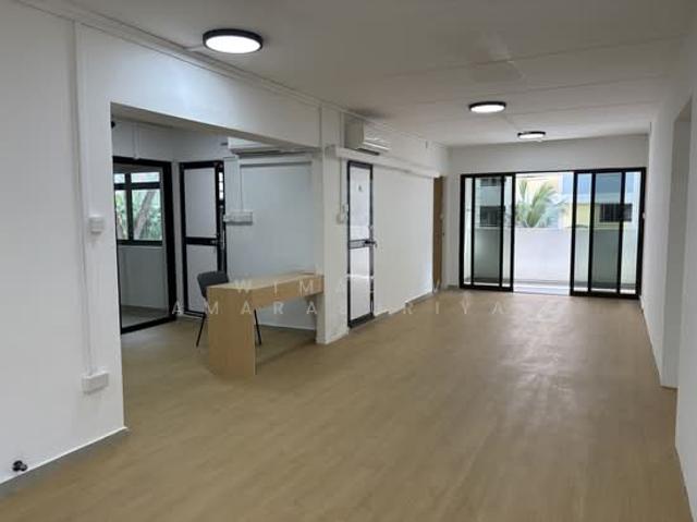 11 Pine Close HDB Apartment For Sale, $1,150,000, 3 Bed 2 Bath 1,216 sqft $946.00 psf