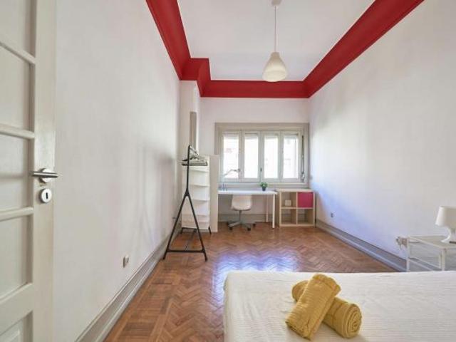 11 quarto, Lisbon Lisbon 1000 049 80986511
