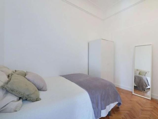 11 quarto, Lisbon Lisbon 1000 049 80986514