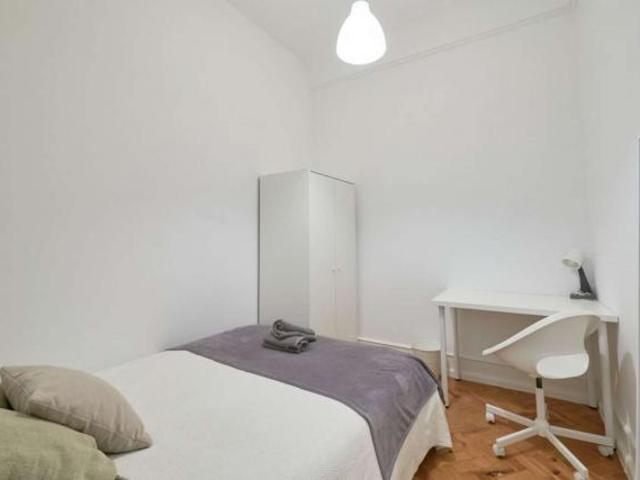 11 quarto, Lisbon Lisbon 1000 049 80986539