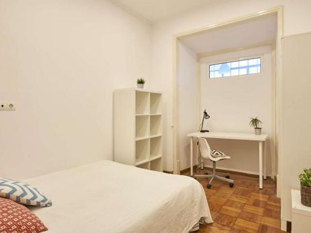 11 quarto, Lisbon Lisbon 1000 049 80988642