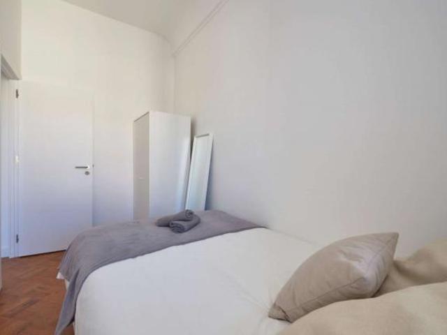11 quarto, Lisbon Lisbon 1000 049 80989433