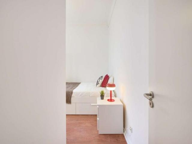 11 quarto, Lisbon Lisbon 1200 622 88944842