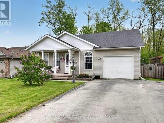11 Rochelle Crescent, Fort Erie Ridgeway, ON, L0S 1N0 house for sale | Listing ID X13167 | Royal LePage