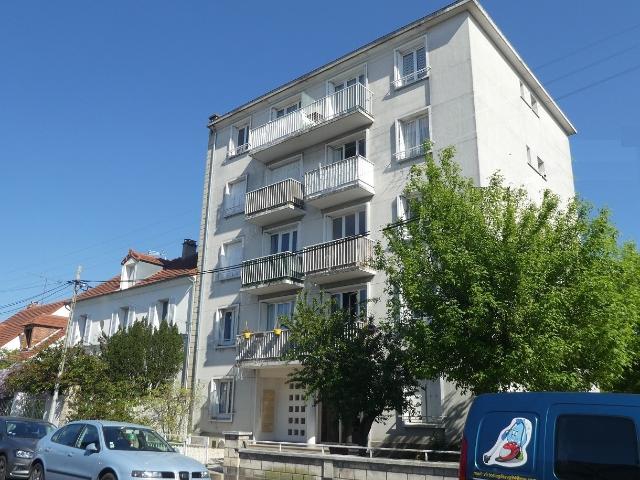 11 rue de ROCROY proche centre Adamville