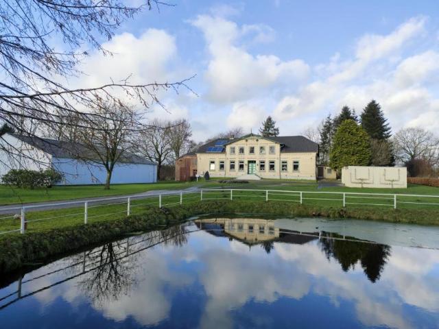 11 Schlafzimmer Haus Struxdorf Deutschland LS90111813