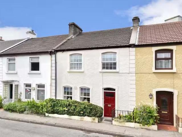11 Saint Bridgets Place Lower, Woodquay, Galway City, Co. Galw.