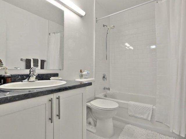 11 Shallmar Boulevard Toronto One Bedroom Apartment [object Promise] for Rent