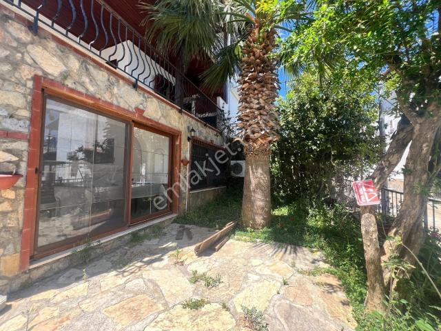 1+1 Site İçerisinde Beyaz Eşyalı Kiralık Bahçe Katı Daire