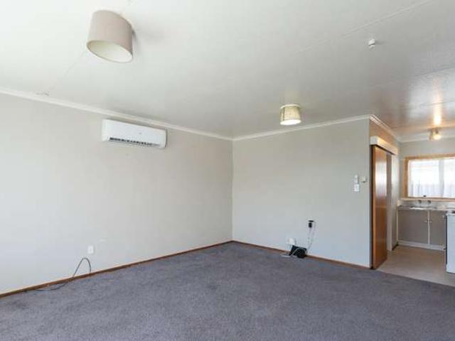 11 South Street, West End, Palmerston North City