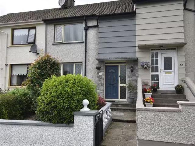11 St. Eunan's Terrace, Raphoe, Donegal