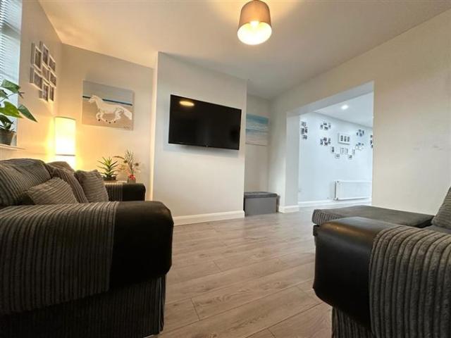 11 St Gerards Square, Dundalk, Louth Blue Sky Property 4929 MyHome. Ie Residential
