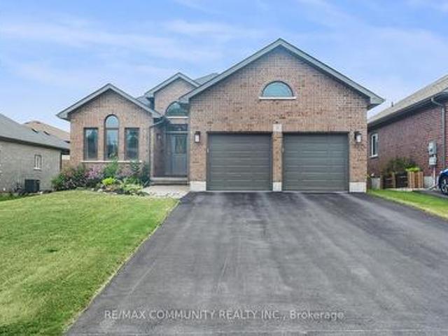 11 Stonecrest Boulevard, Quinte West, ON, K8R 0A3 house for lease | Listing ID X13242 | Royal LePage