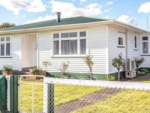 11 Station Road, Marton, Rangitikei
